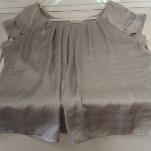 Dress Barn Silver/Grey Colored Pullover Top Sz. L - Picture 6 of 9
